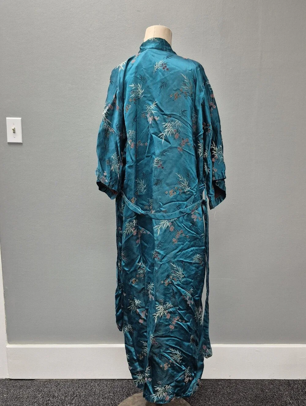 Flying Squirrel Vintage Teal Floral Rayon Kimono Robe - Small
